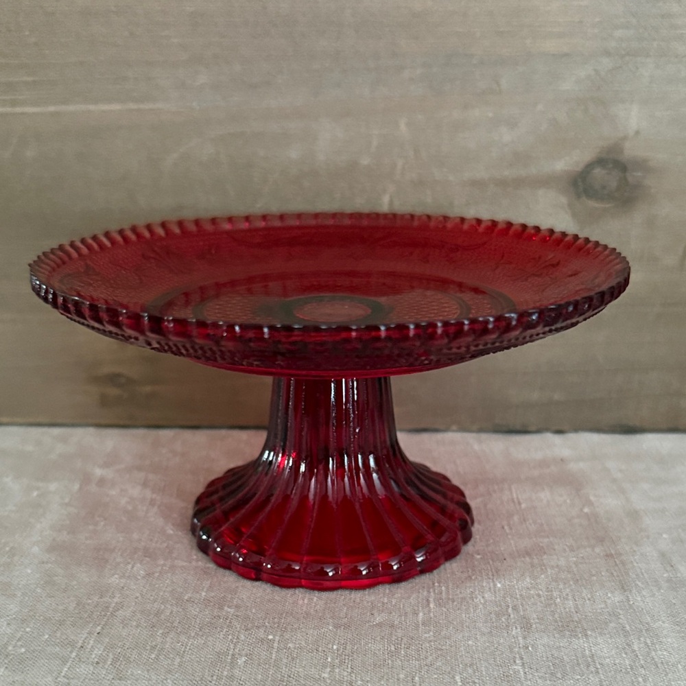 VTG | Depression Glass Cupcake Stand/S5 Cloth Napkins - Picture 2 of 14